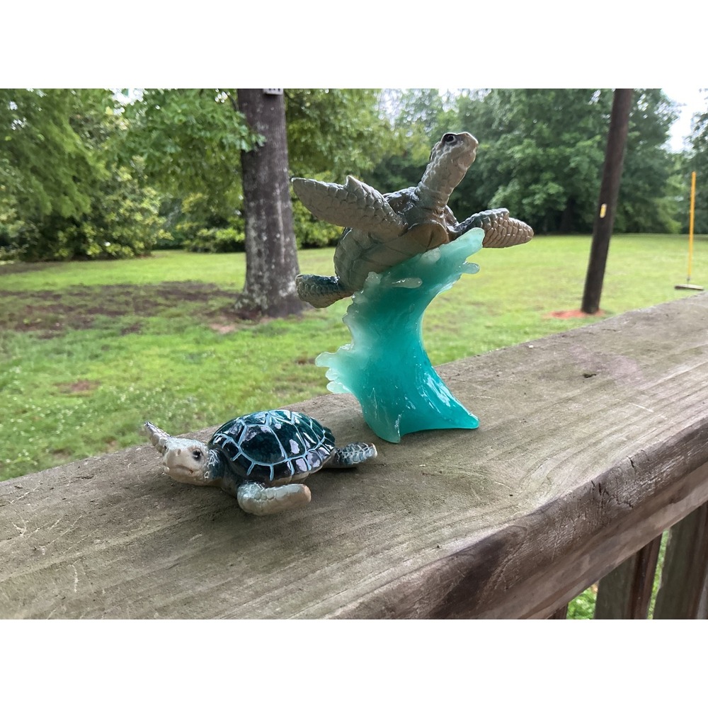 Sea Turtle Figurine Set Teal Turquoise Resin Ocean Wave Decor 2 Piece Coastal - Picture 2 of 10